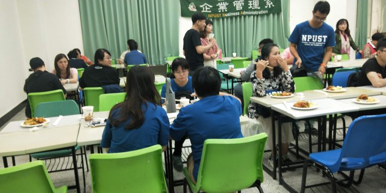 108學年度系友回娘家_25