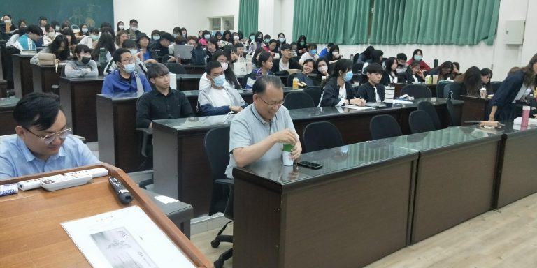 畢業系友分享會_15