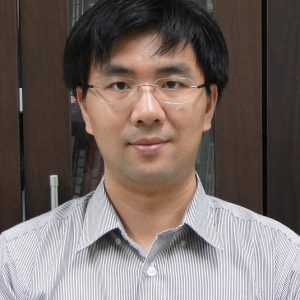 陳佳誼 副教授 兼 系主任科技管理所所長